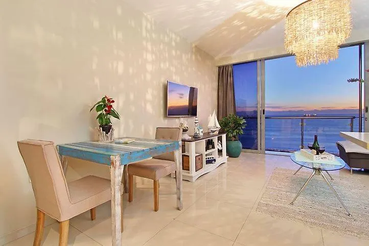 Infinity Oceanview 303A Apartment Bloubergstrand
