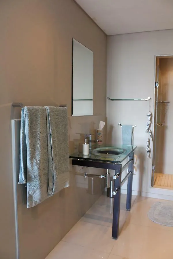 Infinity Oceanview 303A Apartment Bloubergstrand 0*,
